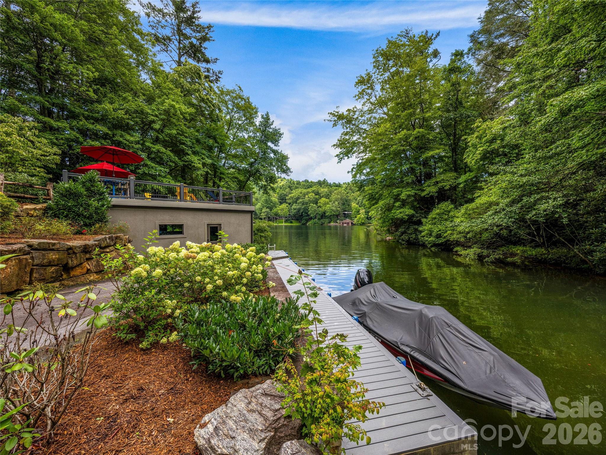 64 Bee Tree Way Lake Toxaway NC 28747
