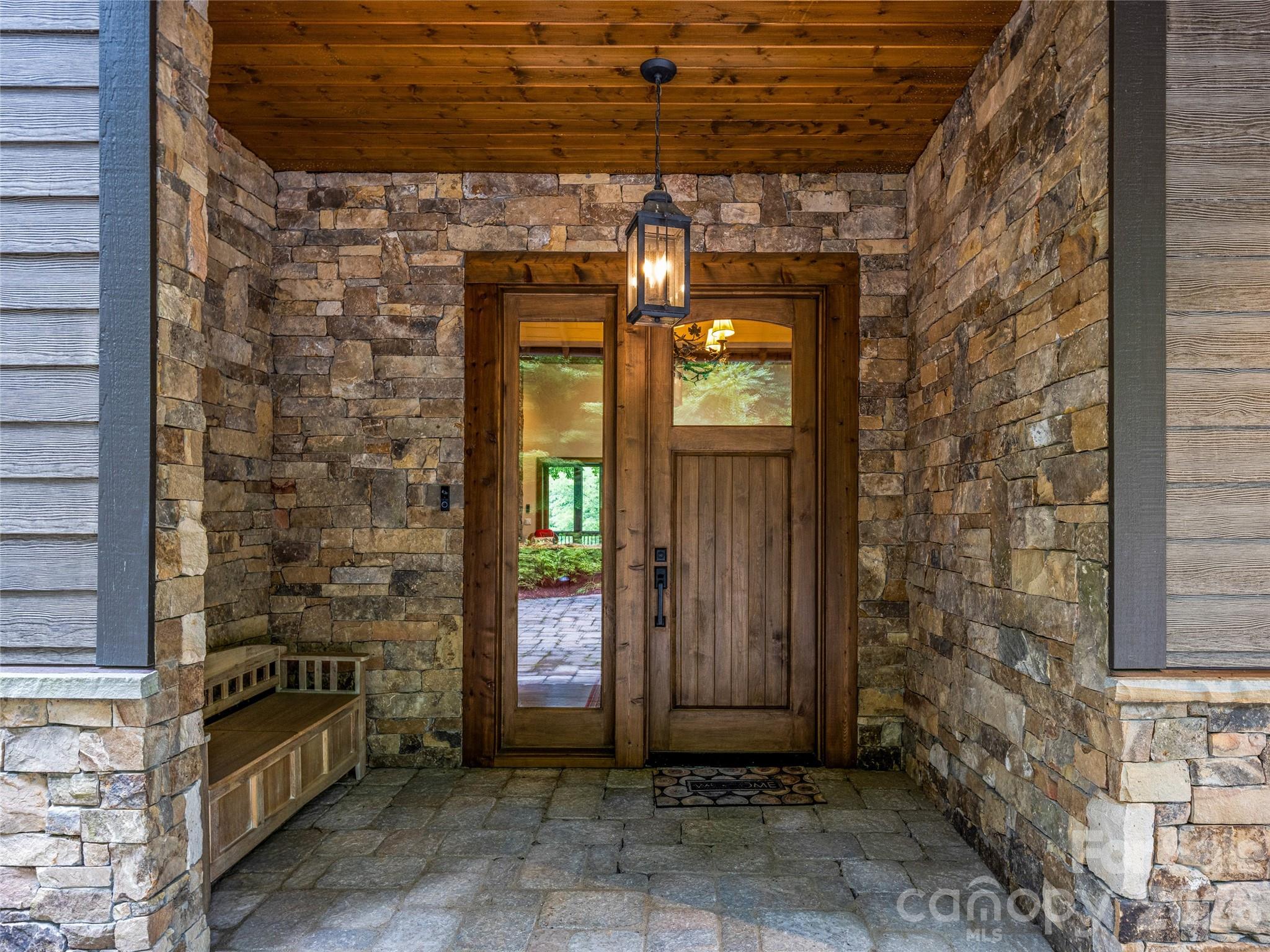 64 Bee Tree Way Lake Toxaway NC 28747