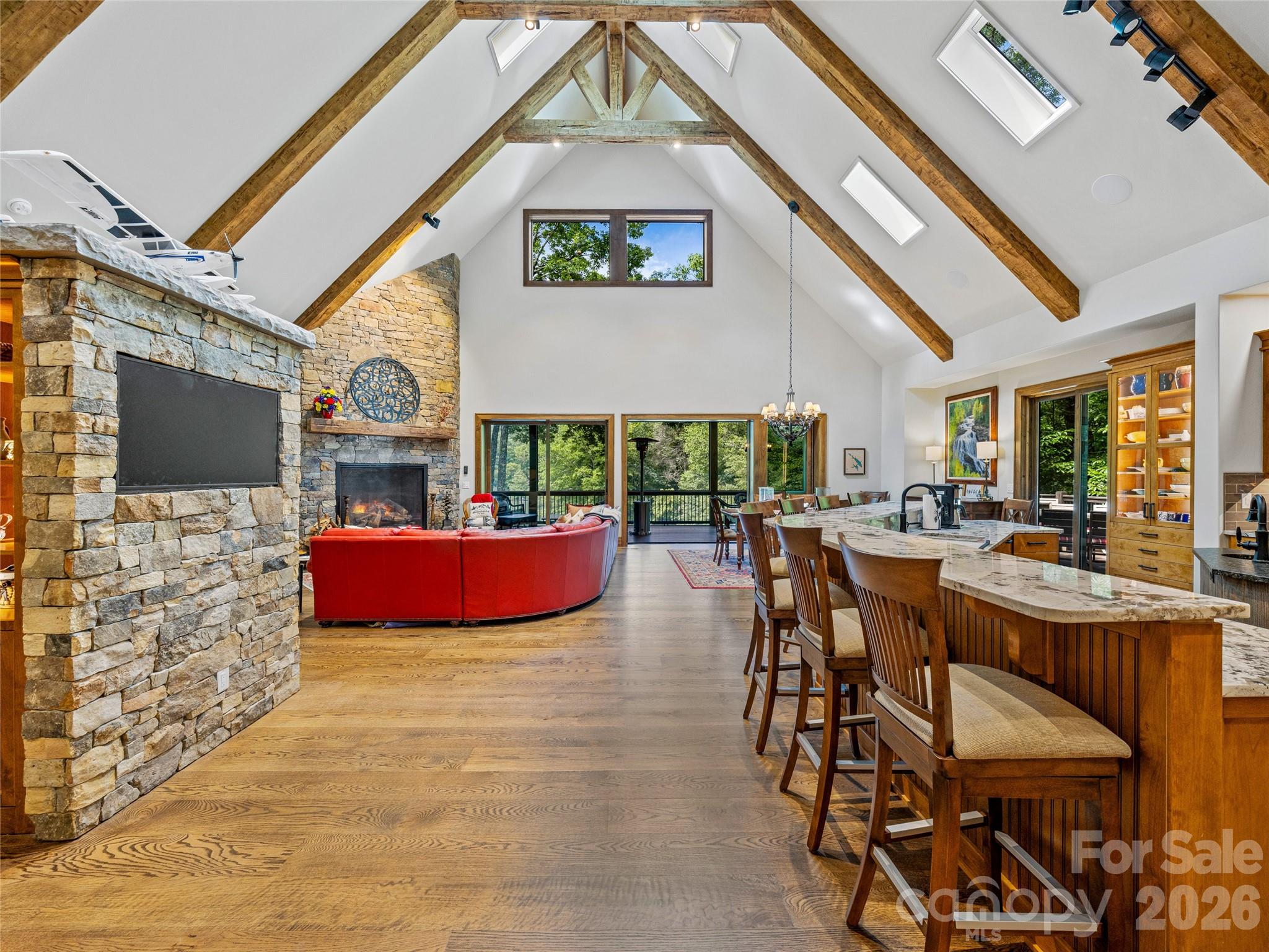 64 Bee Tree Way Lake Toxaway NC 28747