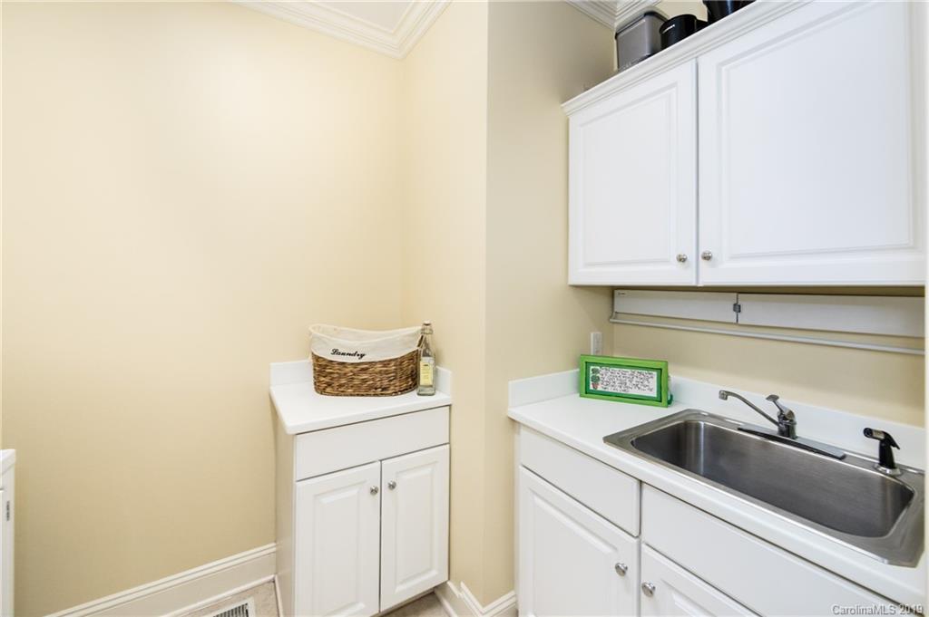 5504 Meadow Haven Lane Charlotte NC 28270