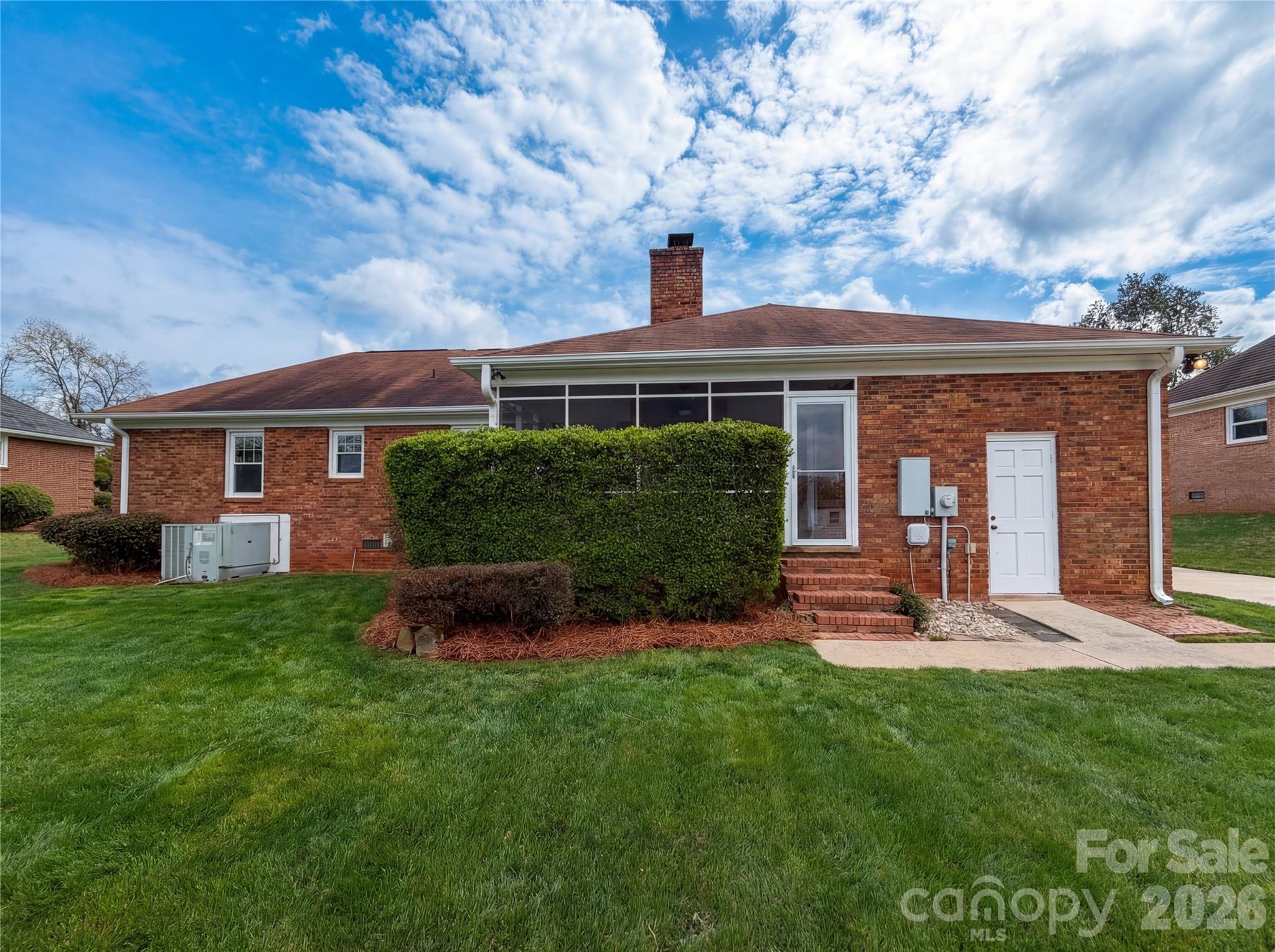 6214 Ashcrest Drive Charlotte NC 28217