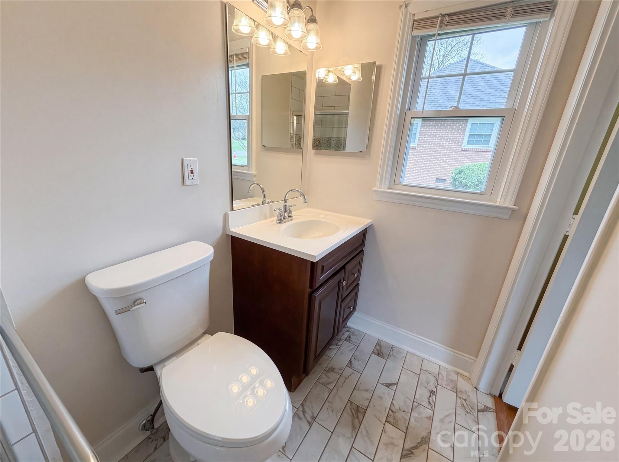 6214 Ashcrest Drive Charlotte NC 28217