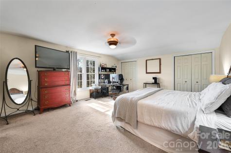 6 Gun Flint Trail Fletcher NC 28732