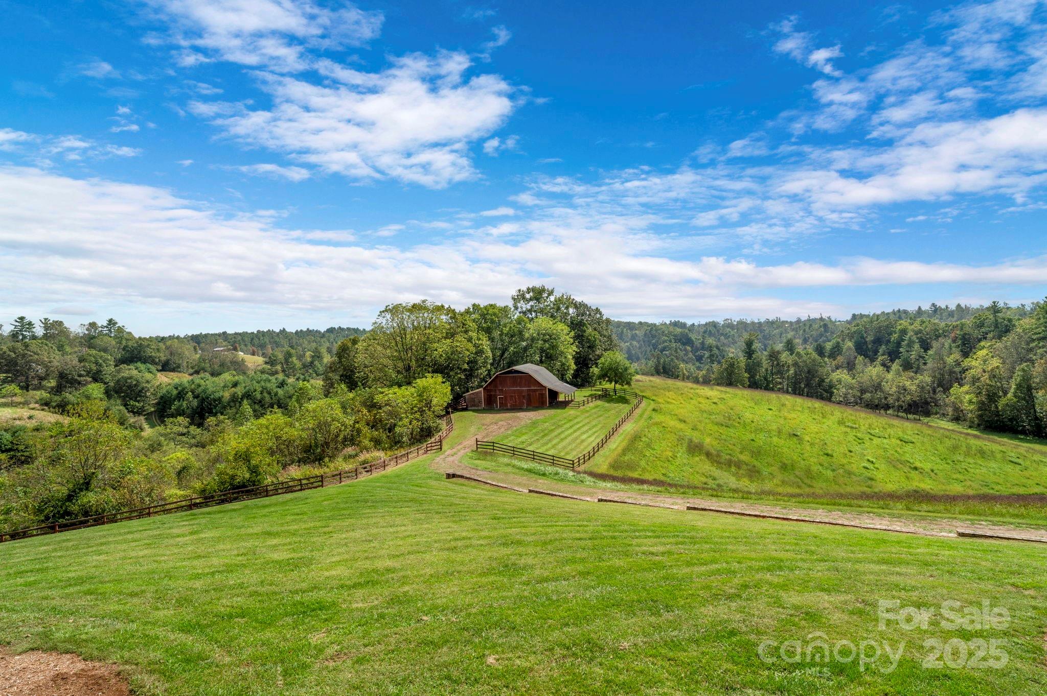 3319 Bull Creek Road Marshall NC 28754