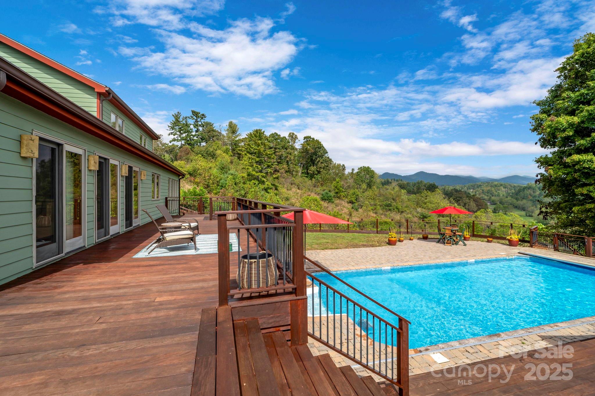 3319 Bull Creek Road Marshall NC 28754