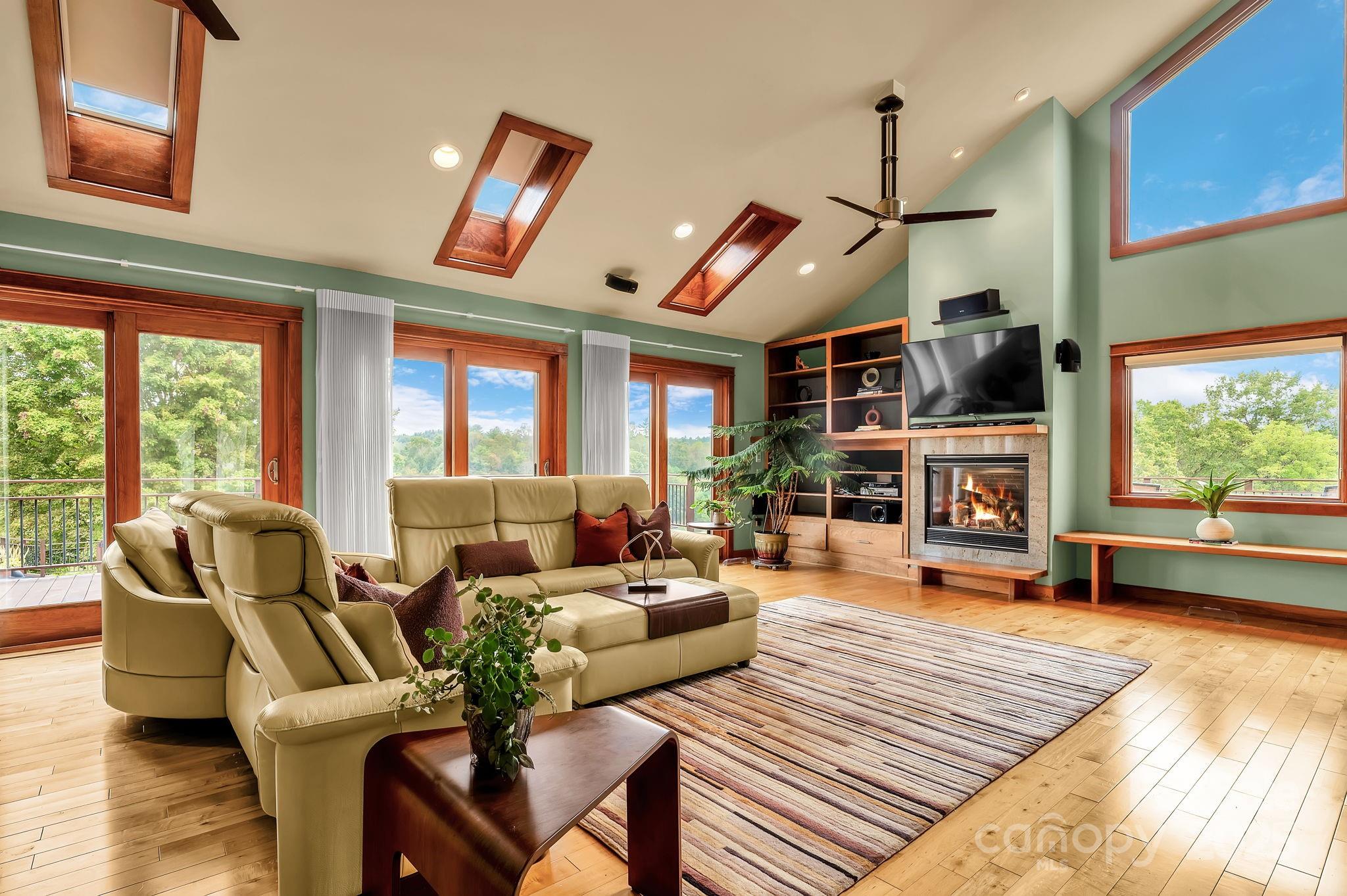 3319 Bull Creek Road Marshall NC 28754