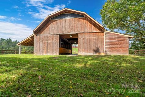3319 Bull Creek Road Marshall NC 28754