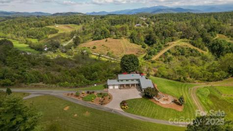 3319 Bull Creek Road Marshall NC 28754