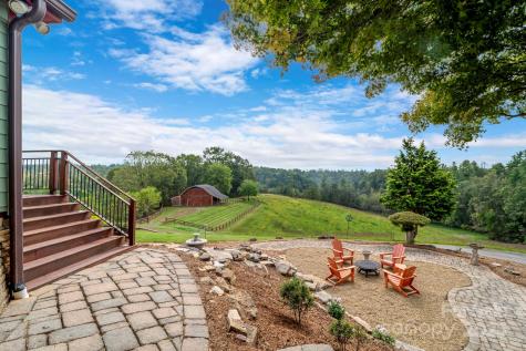 3319 Bull Creek Road Marshall NC 28754