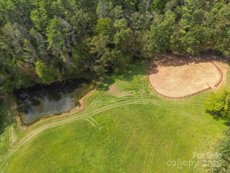 3319 Bull Creek Road Marshall NC 28754
