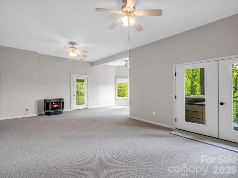 241 Dvdegi Court Brevard NC 28712