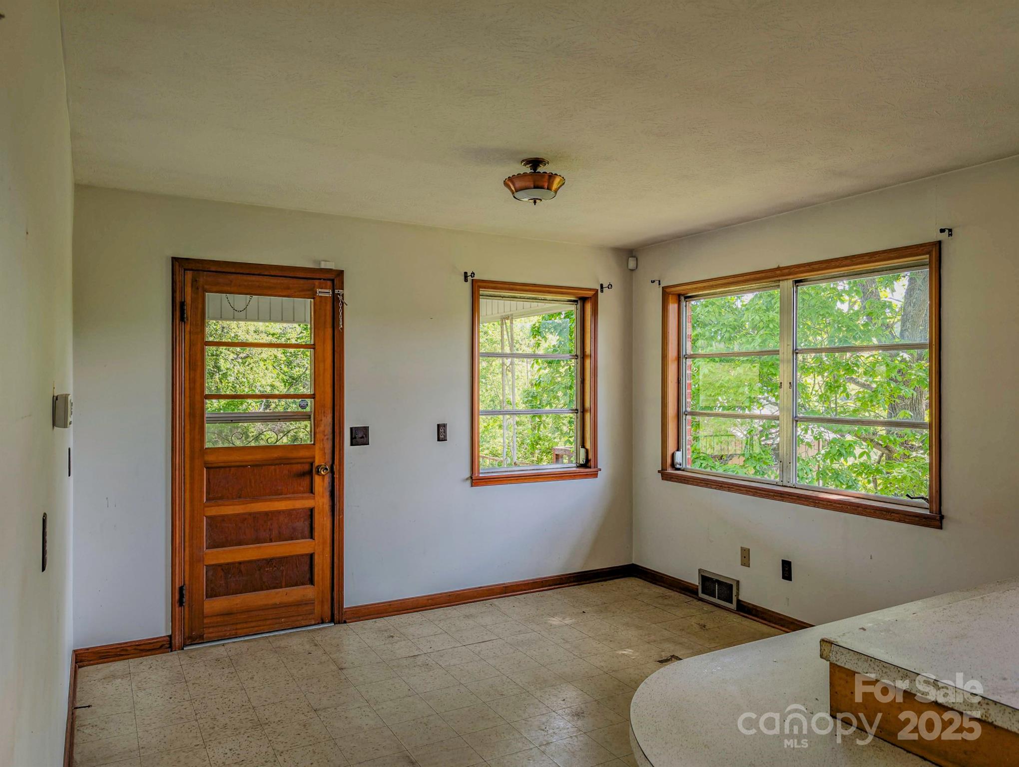 56 Gill Branch Road Weaverville NC 28787