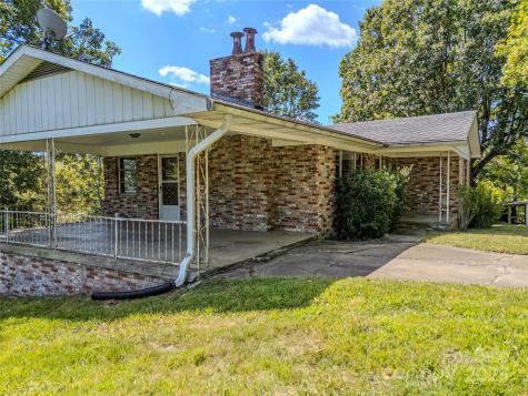 56 Gill Branch Road Weaverville NC 28787