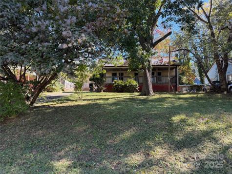 34 Bradley Street Asheville NC 28806