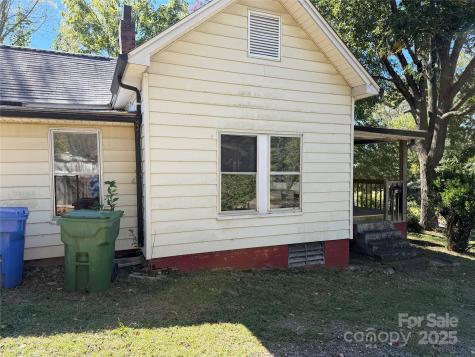 34 Bradley Street Asheville NC 28806