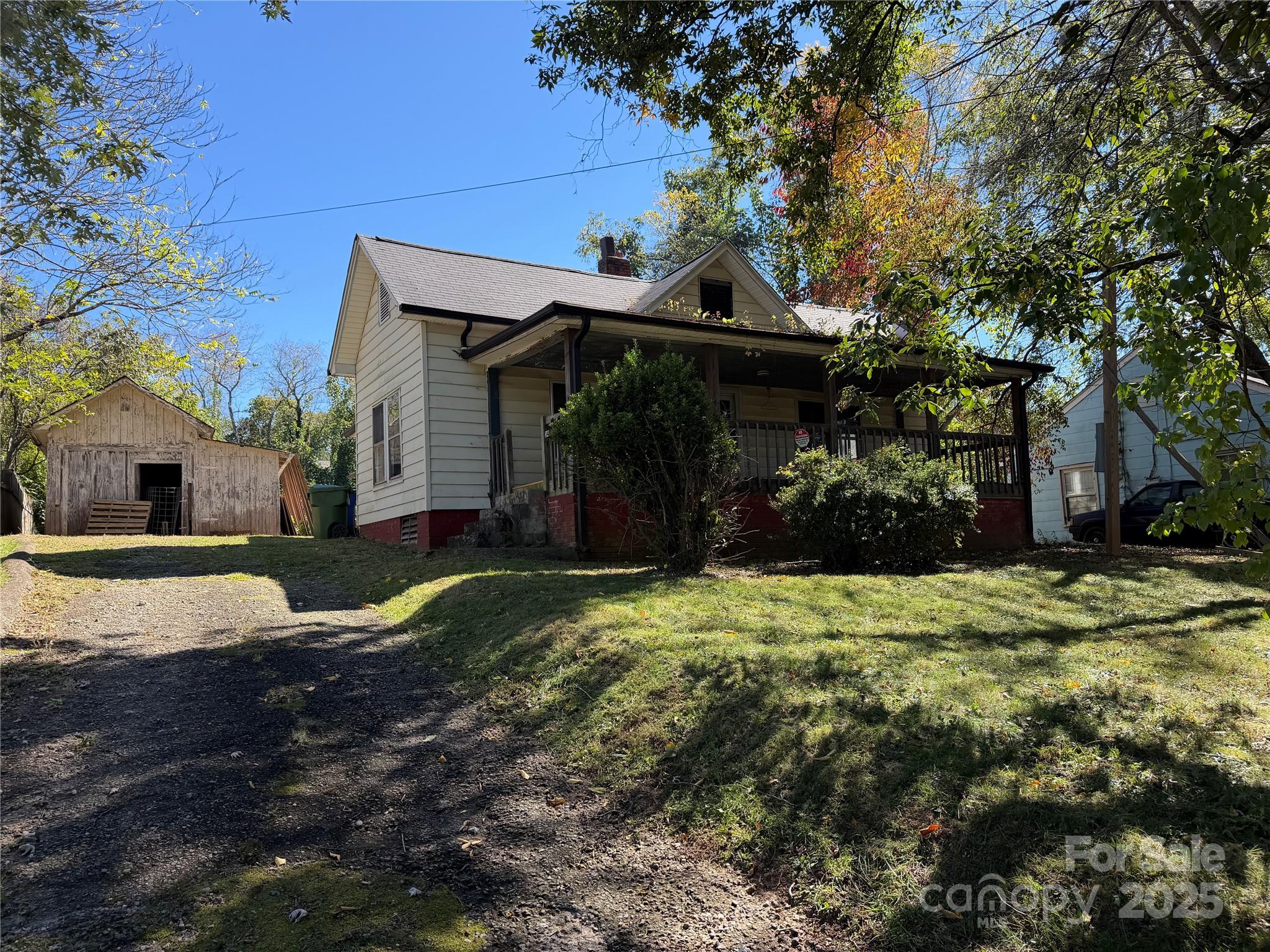 34 Bradley Street Asheville NC 28806