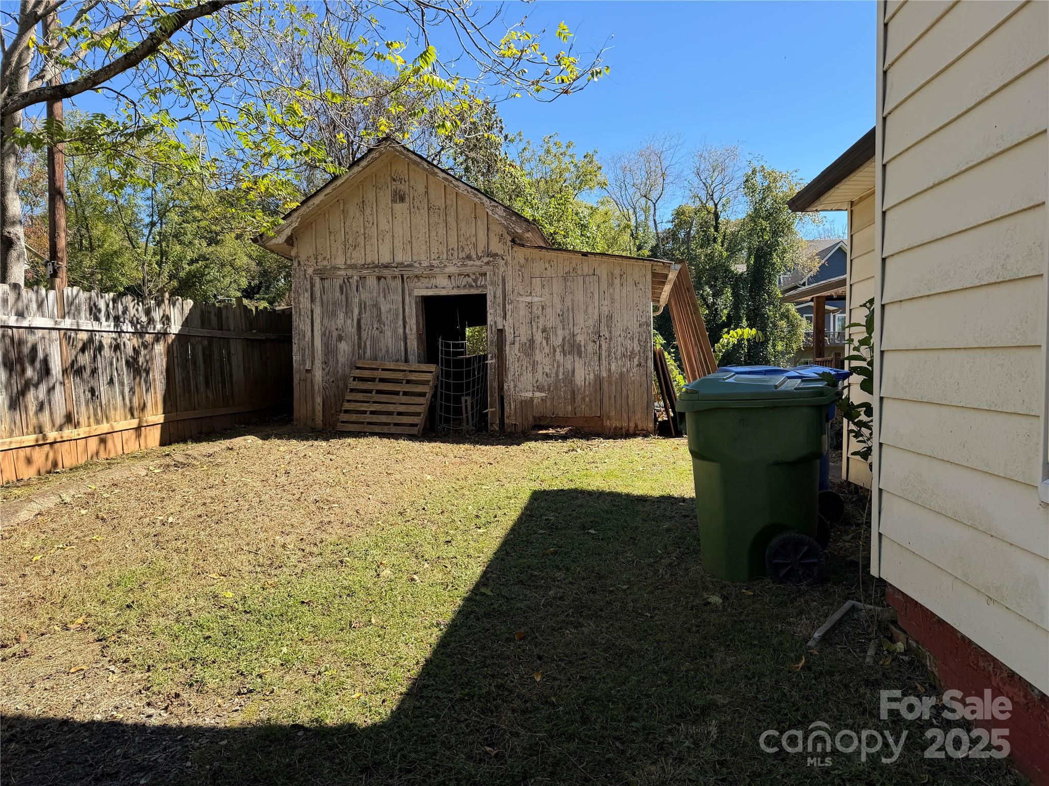 34 Bradley Street Asheville NC 28806