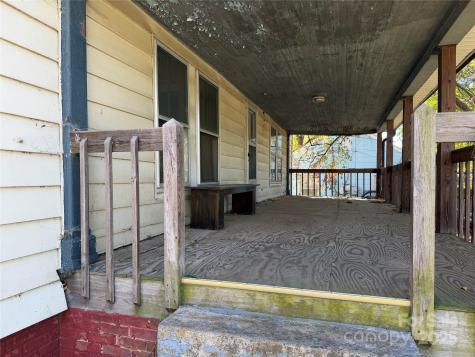 34 Bradley Street Asheville NC 28806