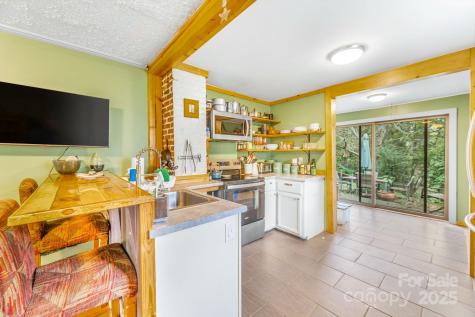 127 Jonestown Road Asheville NC 28804