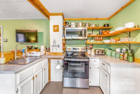 127 Jonestown Road Asheville NC 28804