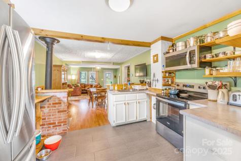 127 Jonestown Road Asheville NC 28804