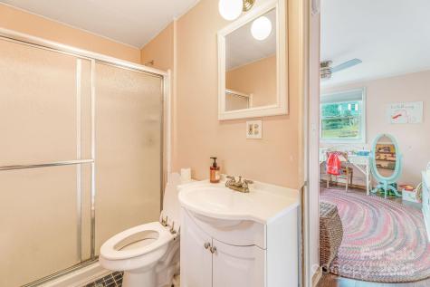 127 Jonestown Road Asheville NC 28804