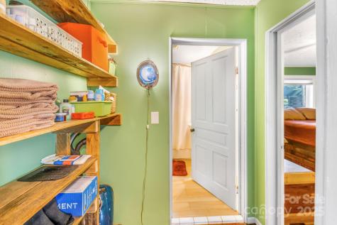 127 Jonestown Road Asheville NC 28804