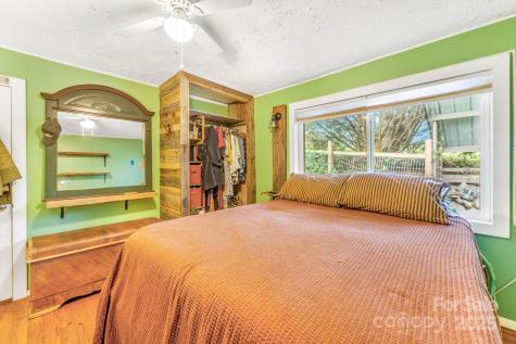 127 Jonestown Road Asheville NC 28804