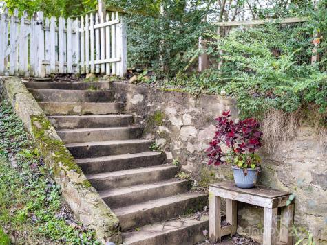 127 Jonestown Road Asheville NC 28804