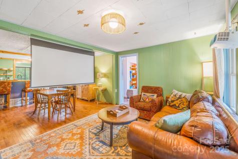 127 Jonestown Road Asheville NC 28804