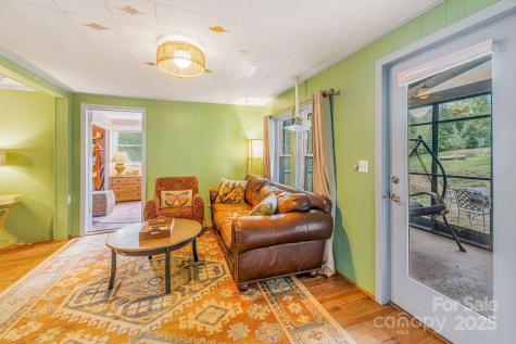 127 Jonestown Road Asheville NC 28804