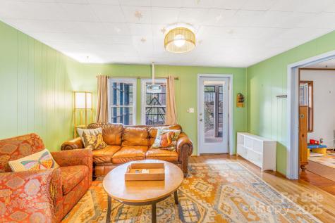 127 Jonestown Road Asheville NC 28804