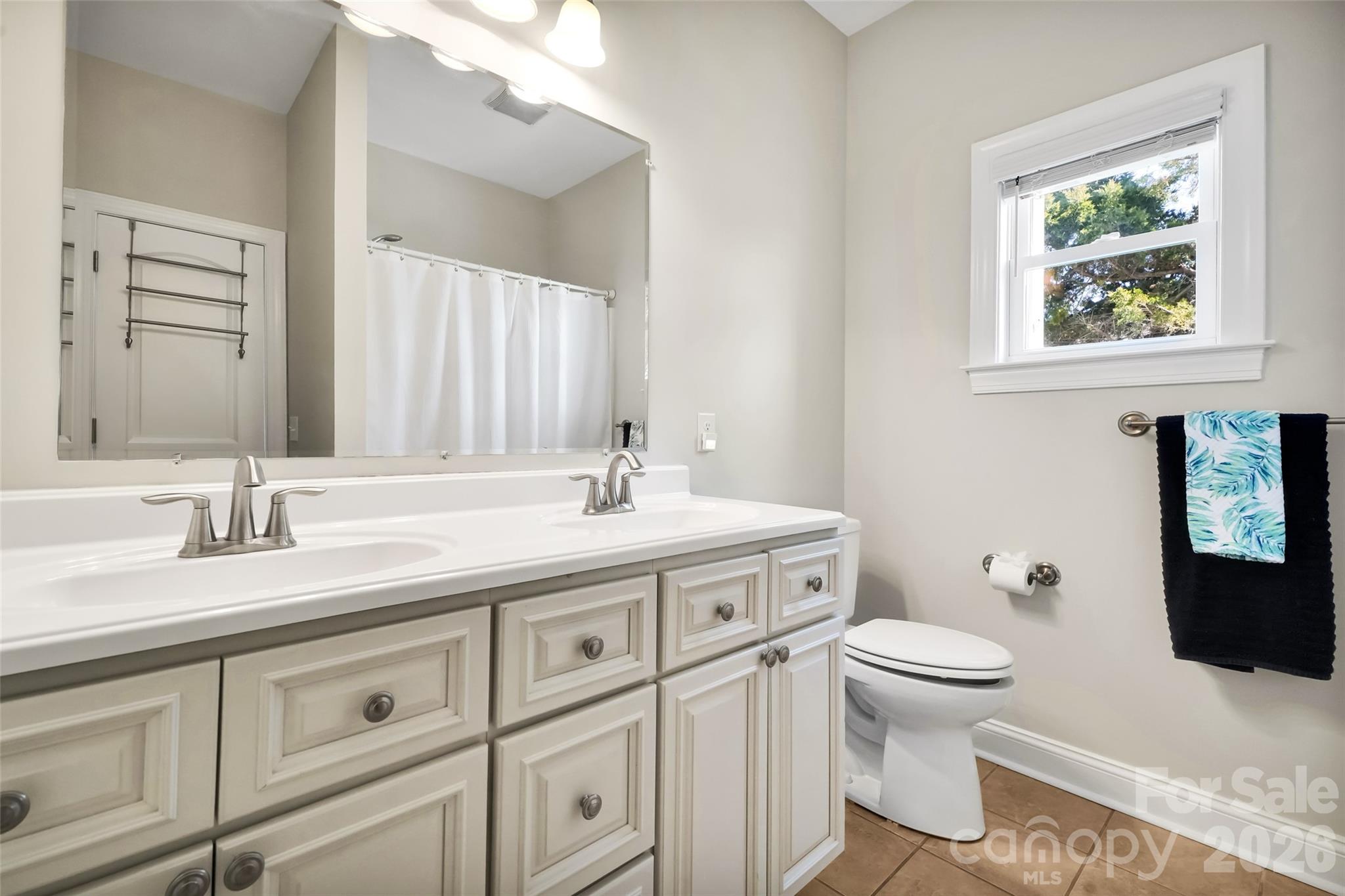 1018 W Dolphin Drive W Oak Island NC 28465