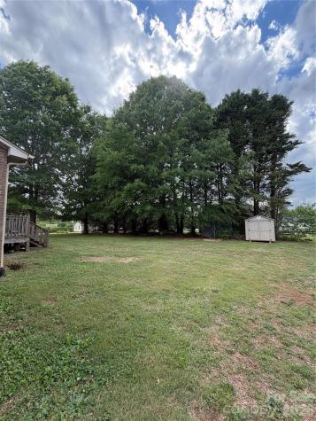 4445 Sulphur Springs Road NE Hickory NC 28601