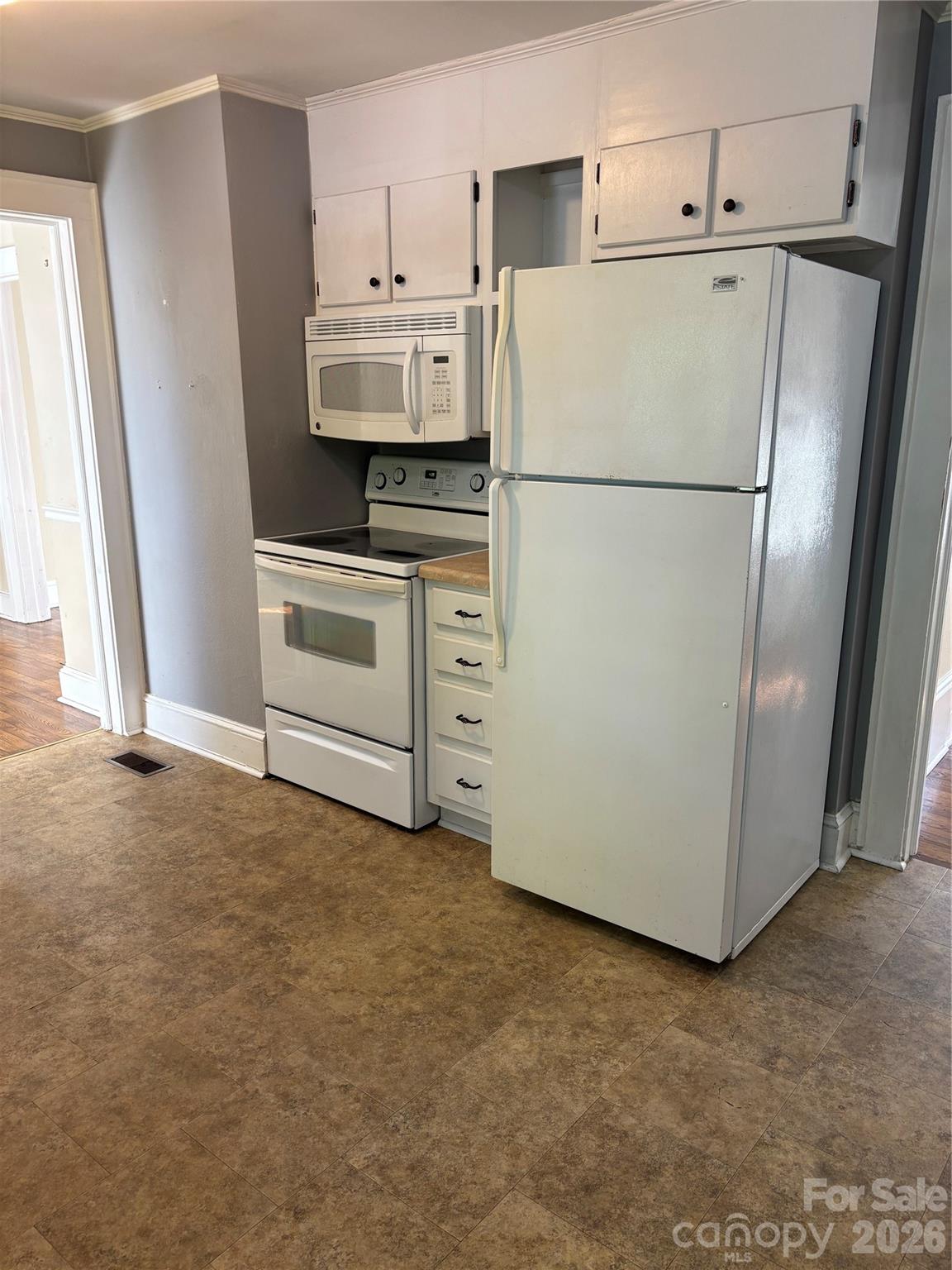 1106 8th Street NE Hickory NC 28601