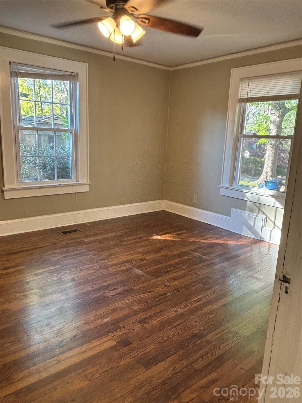 1106 8th Street NE Hickory NC 28601
