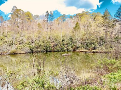 586 Liberty Church Road Marion NC 28752