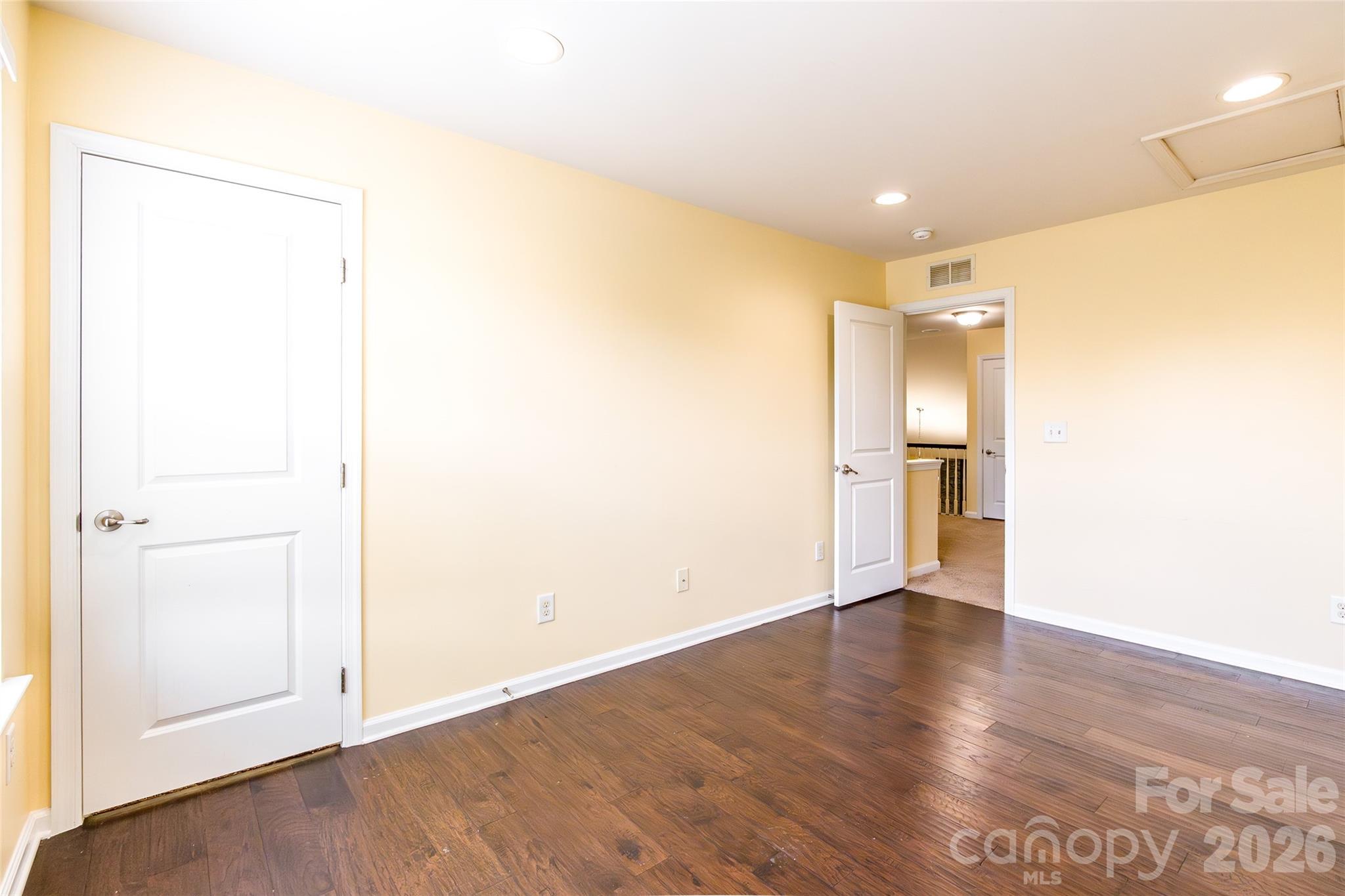 9622 Springholm Drive Charlotte NC 28278