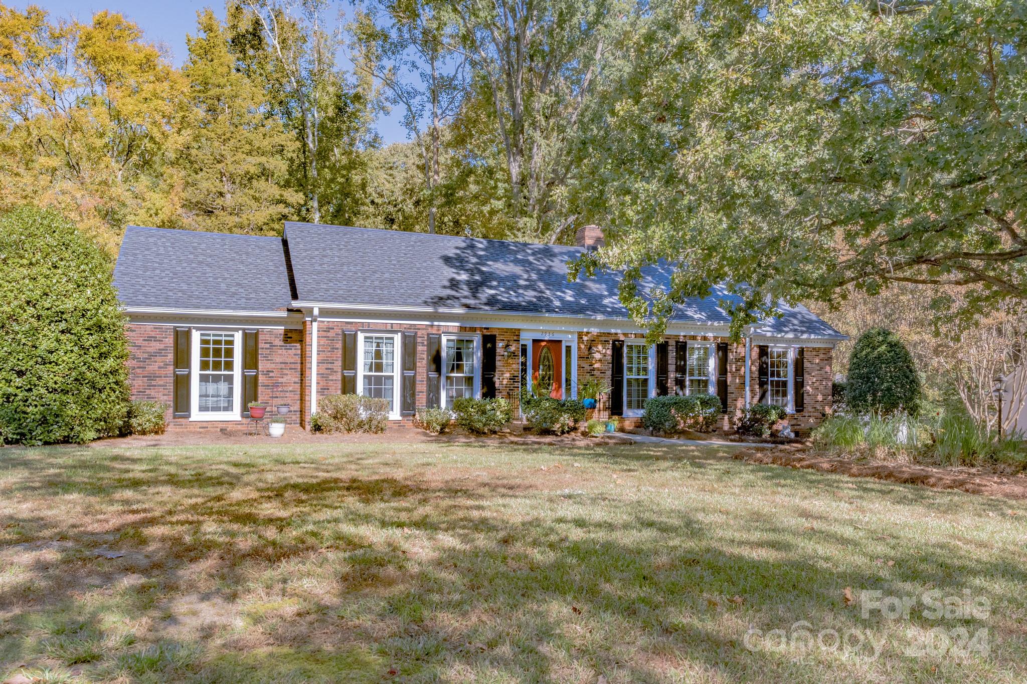 2936 Hinsdale Street Charlotte NC 28210