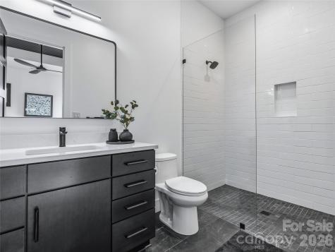 361 Belle Isle Way Asheville NC 28803