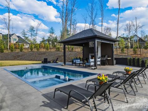 361 Belle Isle Way Asheville NC 28803