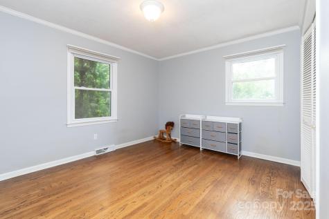 936 Toxaway Drive Hendersonville NC 28791