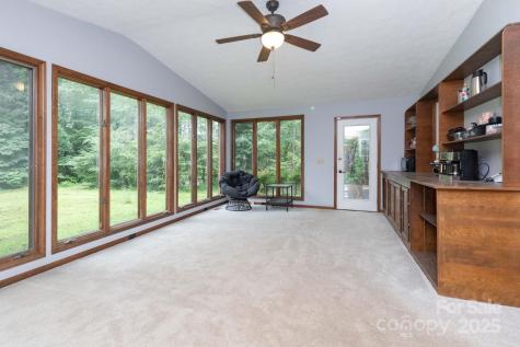 936 Toxaway Drive Hendersonville NC 28791