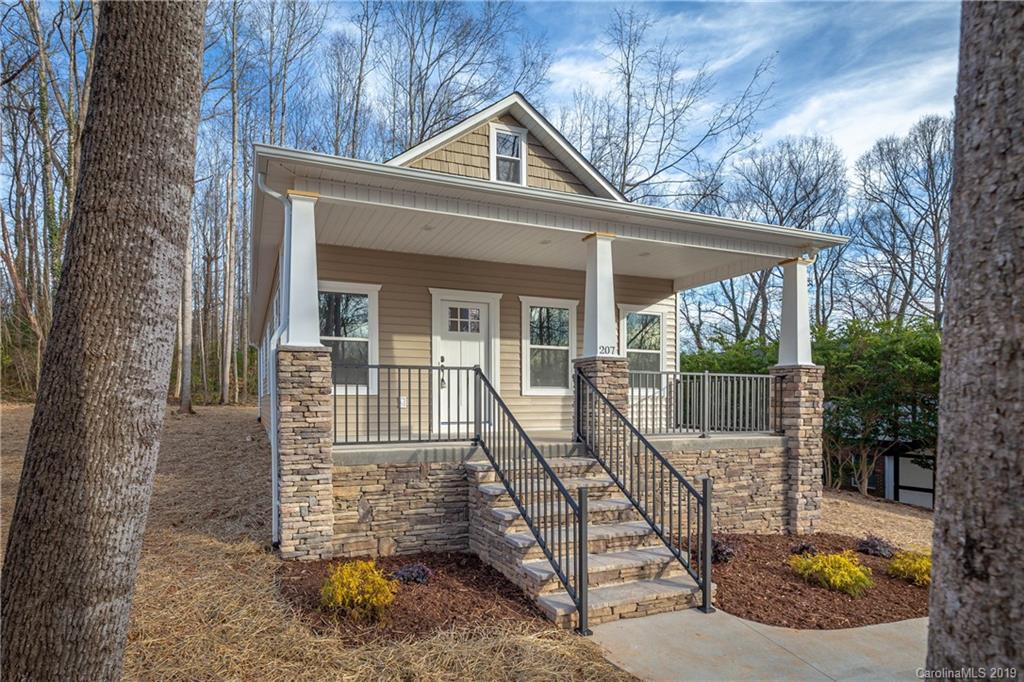 207 Falls Street Morganton NC 28655