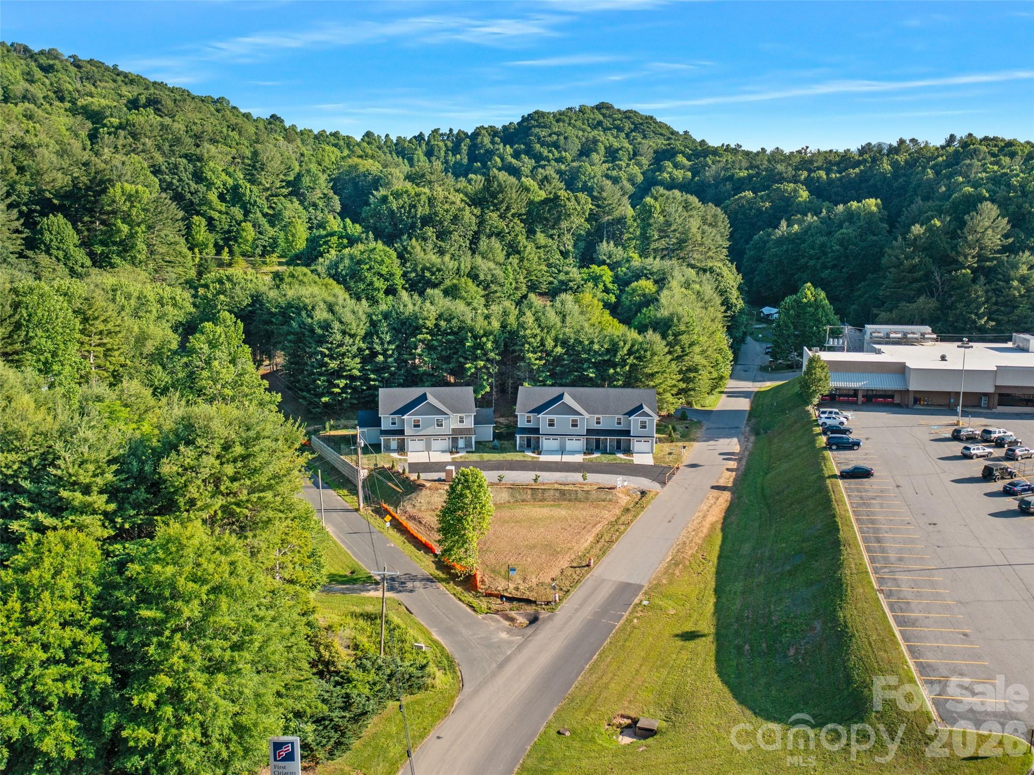 100 Red Twig Lane Burnsville NC 28704