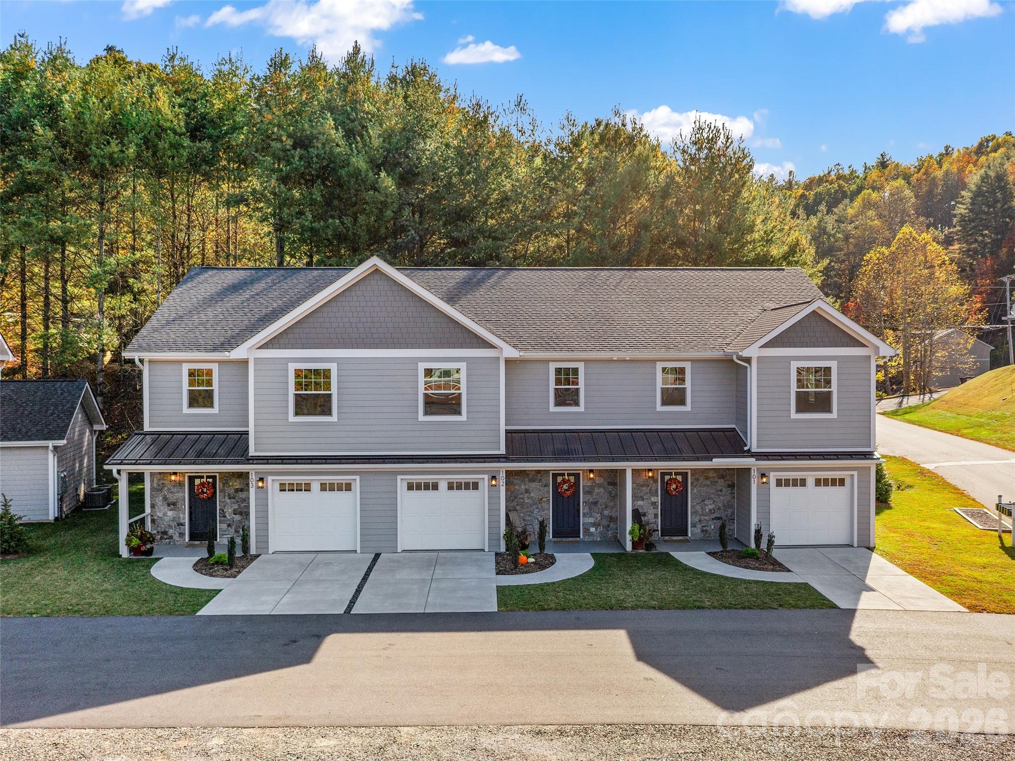 100 Red Twig Lane Burnsville NC 28704