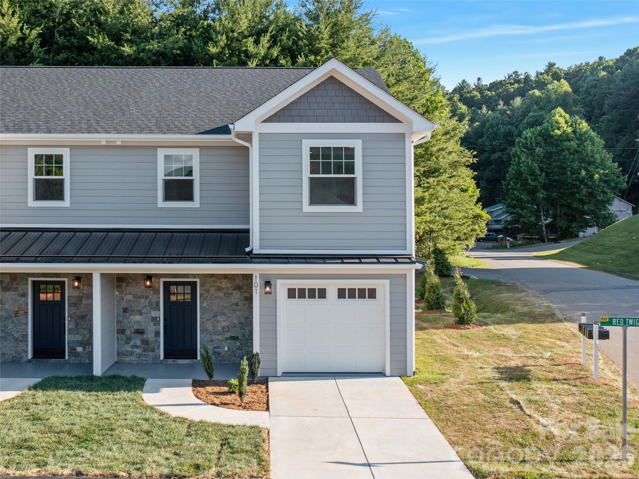 100 Red Twig Lane Burnsville NC 28704