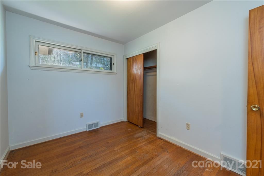 705 Holly Avenue Black Mountain NC 28711