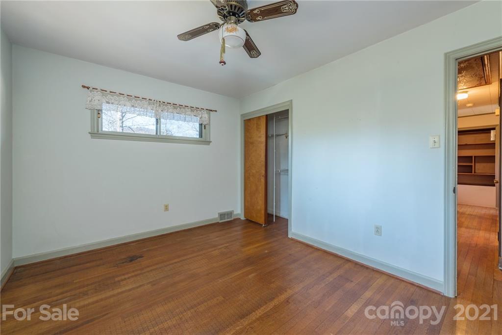 705 Holly Avenue Black Mountain NC 28711