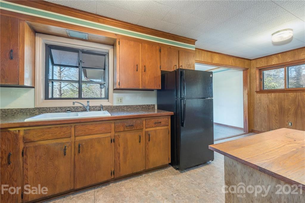 705 Holly Avenue Black Mountain NC 28711
